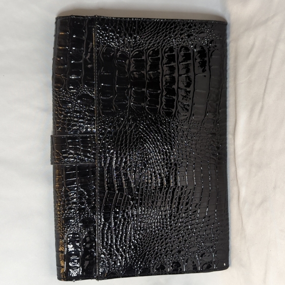 Jessica Simpson Clutch - Picture 4 of 12